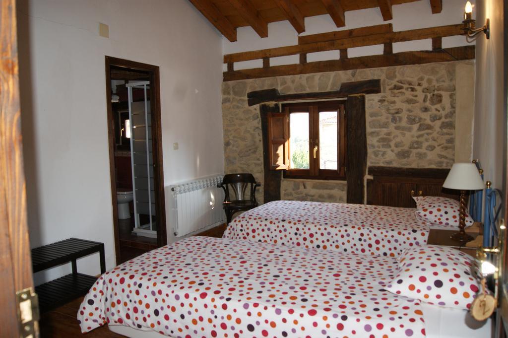 Don Baldomero Hotel Rural Cadinanos Extérieur photo